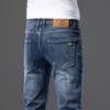 جينز للرجال ربيع الخريف رجال ضئيلة FIT الأوروبية الأمريكية TBICON العلامة التجارية الراقية الصغيرة السراويل المستقيمة F260-02