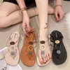 Hete zomers sandaal casual bodem sandalen voor vrouwen met uitgeholde buckle dames strand sandalen zacht opgeloste visgraatband sandaal 240228