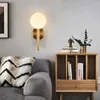 Lampada da parete moderna di lusso in rame LED minimalista Lampadine G9 Sconce Camera da letto Soggiorno Corridoio Sfondo Luce Oro Scala