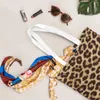 Sacos de compras Leopardo Impressão Pele Olhar Textura Ombro Mulheres Eco Bolsa Estética Bolsa de Alta Capacidade Dobrável Lona Para Menina