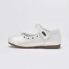 Dave Bella Children's Leather Shoes Girls White Flat Shoes Spring Non-Slip Födelsedagar Fest Princess Shoes for Kid DB1247925 240304