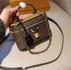 Designer Camera Box torebka Kobiet mody nit skóra Crossbody Pettes Pasp Torby na ramię TOTE 82465