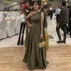 One Arabic Shoulder Olive Green Muslim Evening Dress with Cape Long Sleeves Dubai Women Prom Party Gowns Dresses Elegant Plus Size 2023 BC15308 es