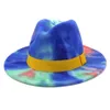 أزياء مسطحة Brim Jazz Felt Hat وصول جديد سيدة عصرية ملونة TIE DYE Panama Faux Wool Wool Fedora Hat Cap with Yellow Band244o