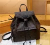 デザイナーバッグバックパックモンソウリススクールバッグナップサックハンドバッグ女性lvsbackpacks Quality Leatherエンボス加工