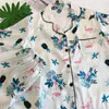 Женская одежда для сна, 2 шт./компл., весенне-летний женский пижамный комплект с цветочным принтом, шелковистая одежда с лацканами и длинными рукавами, свободная домашняя рубашка с широкими штанинами