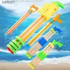 Arma brinquedos 2023 verão blaster crianças criança squirt praia brinquedos tubo duplo spray pistola de água presente piscina brinquedo pistola de água quente hc0269 yq240307