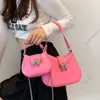 Instagram Super Fire Mała torba Women 2023 Nowa worka na ramiona damska mini łańcuch crossbody torebka pod pachami