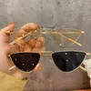 Okulary przeciwsłoneczne Kot Eye Projekt Kobiety metalowy trójkąt okulary przeciwsłoneczne Modna dama odcienie Uv400 okulary Oculos gafas de sol