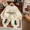 90130cm Childrens Spring Autumn Winter Cotton Set Set Boys Girls 여자 만화 두 조각 Korean Sweater Baby Close Fools Outfits 240306