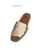 Нижние женские сандалии Chlooe Flat Woody Дизайнерские тапочки Красные сандалии 2024 Женская летняя одежда с надписью Новый крест Повседневная толстая 7he3