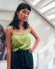 カミスファッションサテン女性タンクトップセクシーなスパゲッティストラップノースリーブ包帯緑のトップトップウェアトップキャミソール