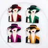 Brosches 4-färg Akryl Elegant Lady Wear Hat Brosch Pins Moderna flickor Figurmärken för kvinnors kontorsmycken Tillbehör
