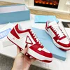 Toppkvalitetsdesigner Casual Shoes Luxury Prads Skate Sneakers Woman Running Fashion Trainers Women Man Lace-Up Breattable 2332