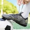 Chaussures de Football américain, chaussures de Football professionnelles sur gazon pour hommes et enfants, bottes d'entraînement antidérapantes, crampons, baskets de Futsal pour garçons