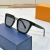 Urban Square Solglasögon Square Acetate Frame Metal Nose Bridge Tortoiseshell Color Gradient Mirror With Letter Print Temples With Gold Logo Z2090e Fashion for Men