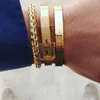 3 stks/set Klassieke Rvs Bangle Luxe Manchet Armbanden Mannen Mode Staal Type C Twisted Romeinse Cijfer Bangle 240219