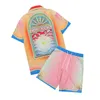 Casablanca t shirt hommes Designer Summer V cou couture plage de plage relaxation de tennis de tennis shorts à manches pour femmes