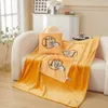 Ins Style Flanelle Oreillers Couvertures Maison Double Usage Coussin Couverture Deux en Un Canapé Coussin Bureau Climatisation Couvertures