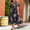 Plus Size Summer Dress Women Floral Chiffon V-Neck kortärmad klänning Elastisk hög midja Bohemsk klänning 240229