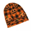 Berets Halloween Pumpkins Plaid Bonnet Hats dzianinowy kapelusz vintage zewnętrzny czaszki czapki męskie za ciepłe czapki podwójnego użytkowania kobiet
