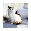 Bambole di peluche P Bambole Realistiche Cat Figurine Giocattoli Gattini Modelli Falsi Realisti Doll Home Office Decorazione Regali per bambini 230922 Drop De Dhbpo