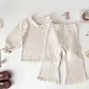 衣類セット幼児の女の子がスーツ冬の子供服ニットプルオーバーフレアパンツセットベイビーホローアウトセータースーツ