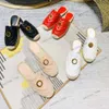 Keten Espadrilles Kadın Ayakkabı Loafer Terlik Terlikleri Kablo Kapiteli Boyut 34-42 Rafya Flats Sandal Mesh Deri Slaytlar tıkanma spor ayakkabıları birbirine geçme kapak g yaz katırları 2024