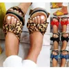 Kadınlar İçin Üst Büyük Yay Terlik Yaz Sandal Kalın Sole Flip Flop Sandalet Plaj Ayakkabıları Sandles Heels Fenty Slaytlar 240228