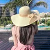 Kvinnor Summer Beach Travel Straw Hat Korean Seaside Big Hat Brim Sunblock Sunshade Holiday Foldbar Fashion Big Cool Hat 240304