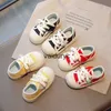 Athletic Outdoor Childrens shoes mens and womens little baby canvas shoes breathable soft soled walking shoes anti kick baby single shoesH240307