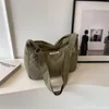 Axelväskor kvinnor vadderad väska nylon stor crossbody justerbar rem puffy tote satchel lyft researbete