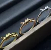 12 Stile Hochwertiger Designer-Knotenring Extravaganter 18-Karat-Gold-Silber-Rose-Buchstabe-Diamantring Damen-Herren-Hochzeitsschmuck Dame Partygeschenke