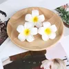 Flores decorativas headwear para mulheres presilhas de cabelo frangipani artificial flor plumeria com clipes