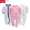 Tute IYEAL Baby Boy Girl Vestiti per bambini 3 Pz / lotto Infant Primavera Autunno 100% Pigiama di cotone Bebe Costume Home Wear Pagliaccetti per neonati L240307