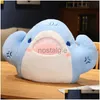 Animali di peluche ripieni stile muscolare divertenti peluche di squalo abbraccio cuscino Fl bambola morbida decorazioni per la casa regalo 240307