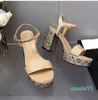 2024 Sandałowa marka mody projektantka Slipper Women Sexy High Heel Sandals Buty buty na obcasie