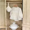 Macacões adorável bebê tule vestido macacão e boné primavera outono infantil tule renda bodysuit manga longa coreano roupas de bebê uma peça l240307