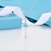 Ontwerper tiffanyco ketting Nieuwe t Emaille Hello Qiqi Sleutelketting Dames Wit Koperen beplating 18k Echt Goud Mode Veelzijdige Medium Hanger