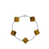 Charm Armbanden Luxe Klassieke Designer Armband Leaf Clover Designer Chain 18k Gouden Shell voor Meisje Bruiloft Moeder Dag Mode-sieraden Vrouwen Cadeau