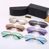 Lunettes de soleil de créateurs Lunettes de soleil pour hommes pour femmes Lunettes de luxe de mode classique Lunettes de soleil unisexes Plein cadre Style multiple Boîte en option 6 couleurs pour cadeau très sympa