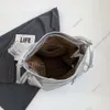 Instagramスーパーホットネットワークセレブリティライブバッグファッションバッグ2023夏の新しい韓国版ウォーターバケットレザー大きなバッグ