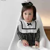 Jumpsuits Sailor Collar Bow LongeeLeses Bodysuit Kid Girls Spring College Style Plaid Jumpsuit Spädbarn Småbarn Löst bomullskläder Onesie L240307