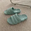 Mulheres chinelos slides sapatos de plataforma sandálias designer slide verão casa hotel banho interior à prova dwaterproof água antiderrapante sapatos de praia bonito chinelo