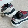 Açık Kamp Tasarımcı Sıradan Ayakkabı Dağ Spor Ayakkabıları Erkek Kadınlar Su Geçirmez Düşük Üst Yürüyüş Ayakkabıları Çiftler İçin