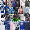 2024 Japonya Futbol Formaları Karikatür Oyuncu Versiyonu Isagi Atom Tsubasa Minamino Hinata Doan Kubo Ito Mitoma Kadın Çocuk Kiti 23 24 Japon Özel Üniforma Futbol Gömlek