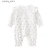 Jumpsuits Floral Printing Spring Summer Baby Girl Clothes Ruffles spets långärmad bomull Jumpsuit Set Girls Rompers + Hats L240307