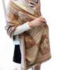 Дизайнерские женские шарфы кашемирные шарф женщин зимние шарфы женские платки Большой буквы