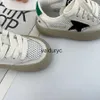 Zapatillas de deporte Zapatos de vestir Primavera / Verano Nuevo 2023 Malla antideslizante Casual Transpirable Pequeño Sucio para niñas Blanco Niños Deportes Zapatos de tablero H240307