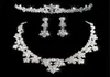 Romantische Kristall Drei Stücke Schmuck Sets Blumen Braut Schmuck Set Braut Halskette Ohrring Krone Tiaras Hochzeit Party Zubehör6498848